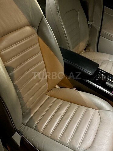 Ford Fusion (North America)-12