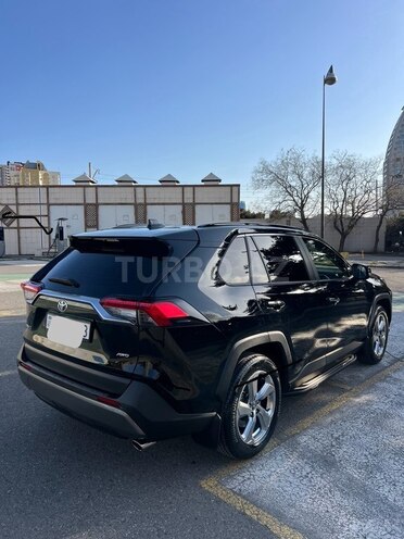 Toyota RAV4-4