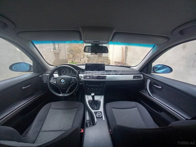 BMW 318-9