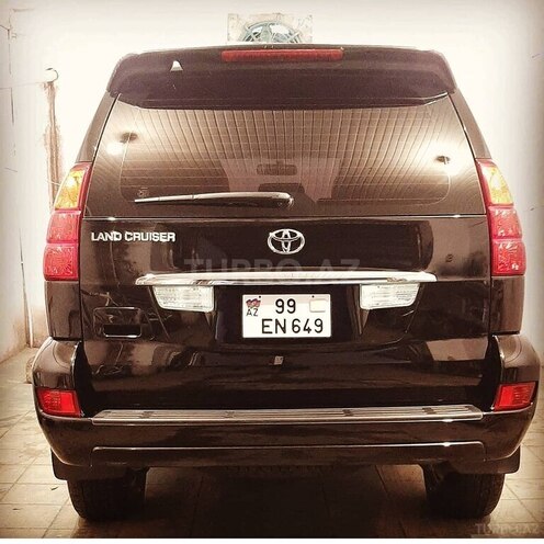 Toyota Land Cruiser Prado-12