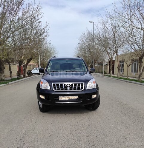 Toyota Land Cruiser Prado-5