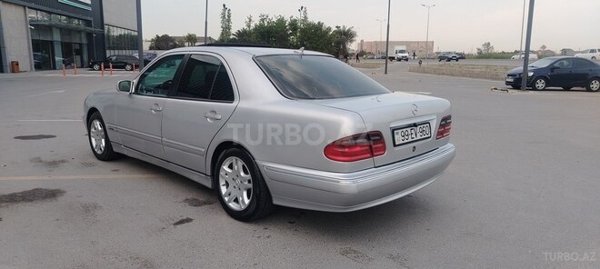 Mercedes E 200-16