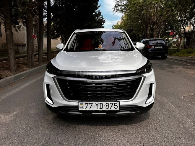 Baic X35-1
