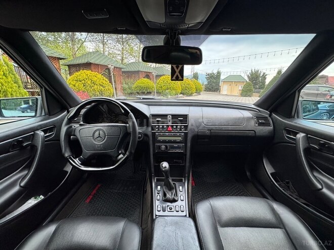 Mercedes C 200-8