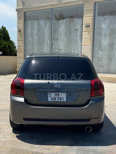 Toyota Corolla-2