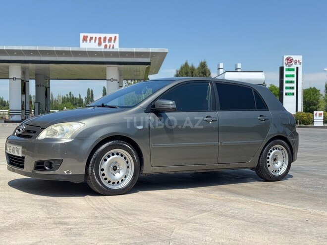 Toyota Corolla-7