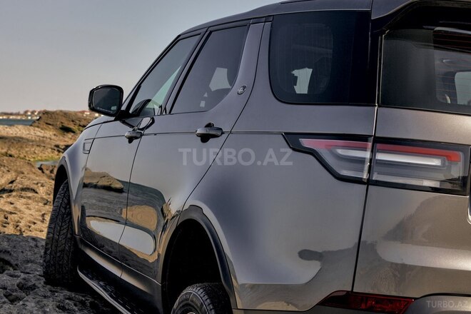 Land Rover Discovery-8
