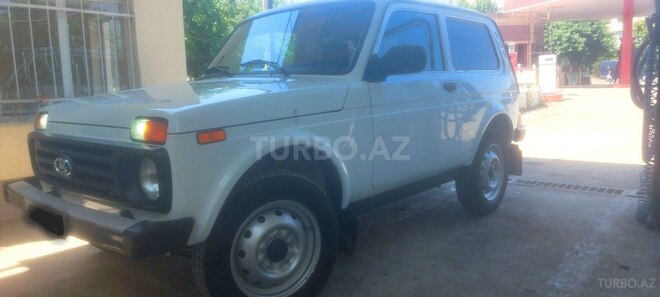 LADA (VAZ) Niva-2