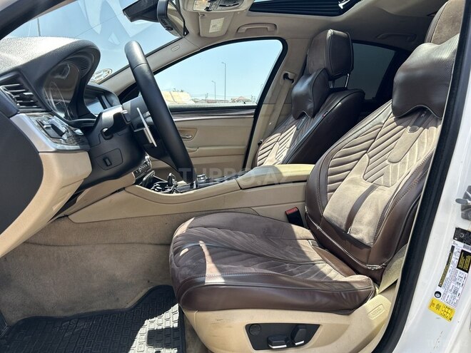 BMW 528-16
