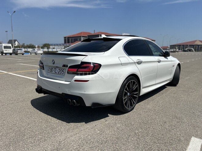 BMW 528-12