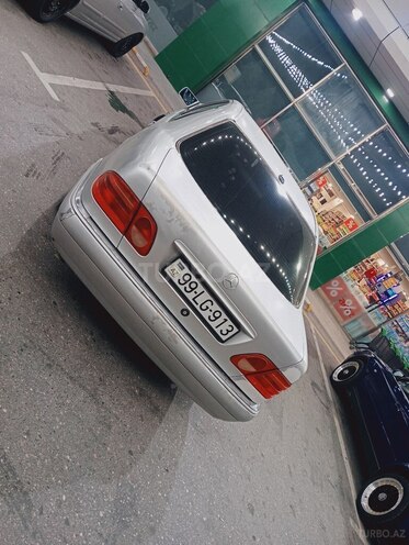 Mercedes E 200-3