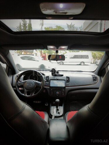 Kia Cerato-7