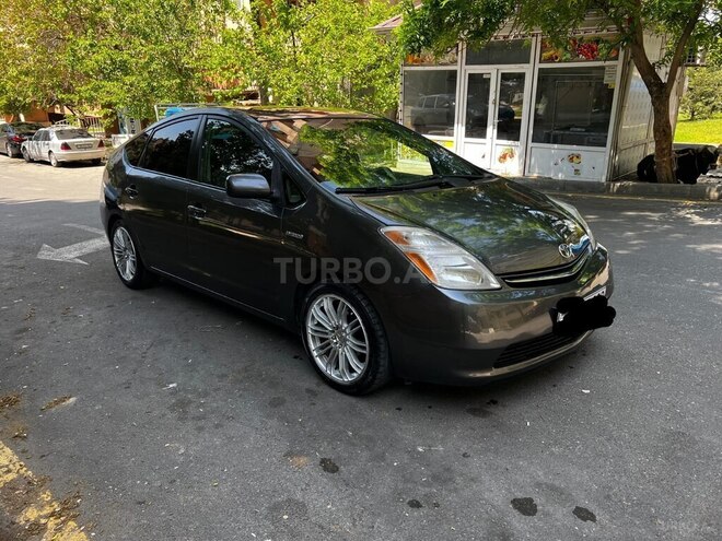 Toyota Prius-3