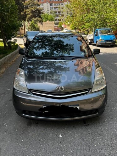 Toyota Prius-1