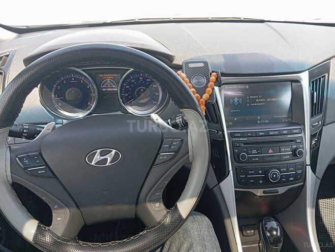 Hyundai Sonata-7