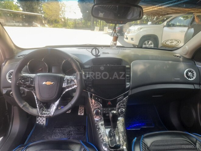 Chevrolet Cruze-5