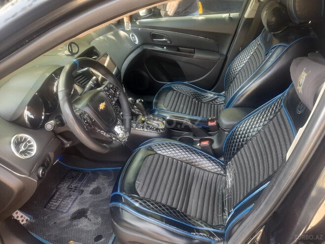 Chevrolet Cruze-7