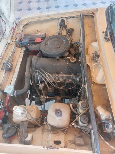 LADA (VAZ) 21011-14