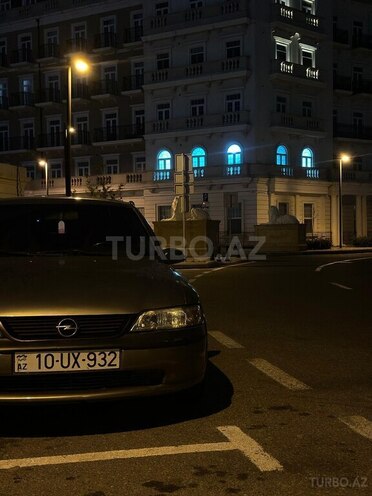 Opel Vectra-8