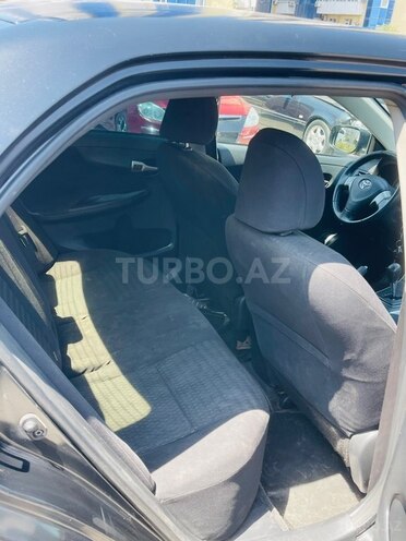 Toyota Corolla-12