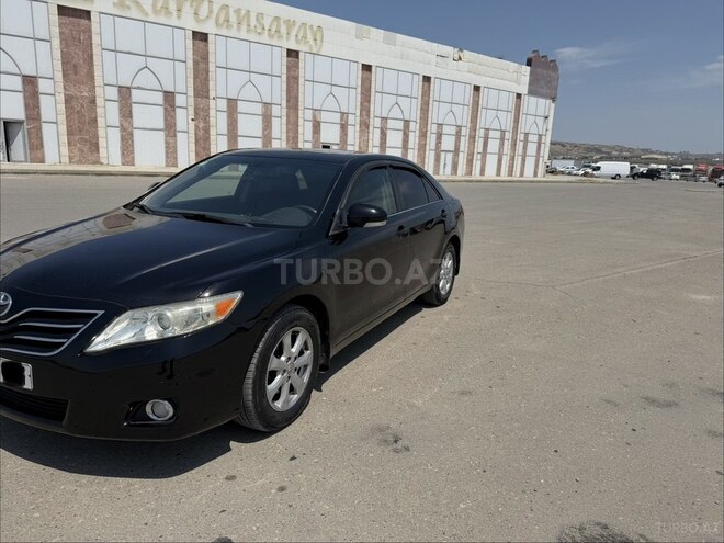 Toyota Camry-7
