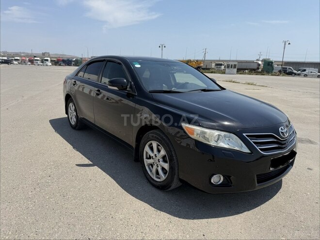 Toyota Camry-6