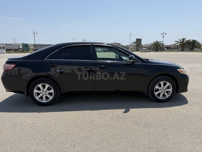 Toyota Camry-3