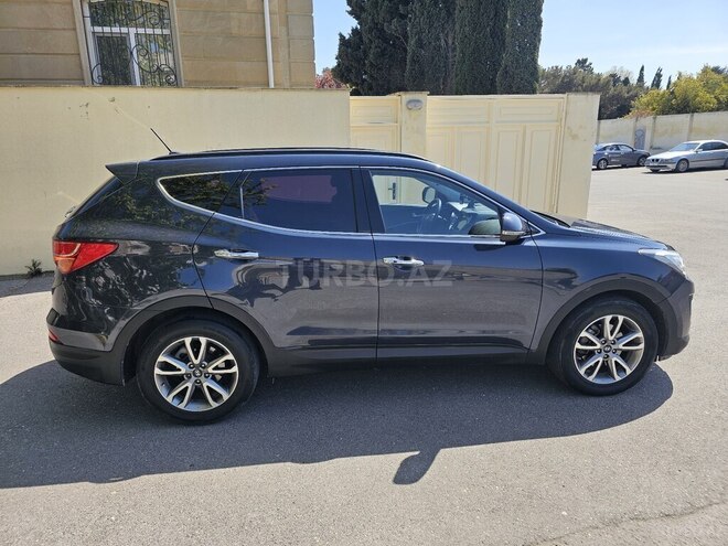 Hyundai Santa Fe-4