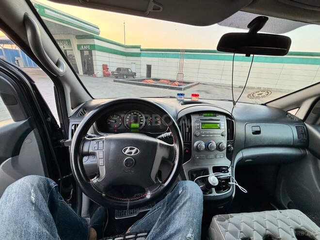 Hyundai H-1-6