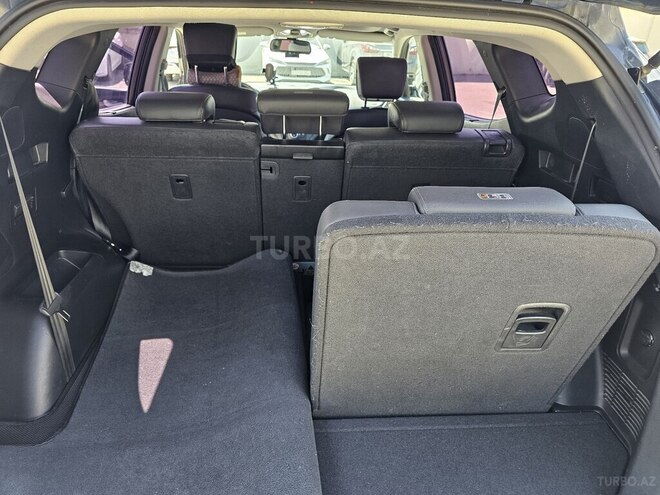 Hyundai Santa Fe-9
