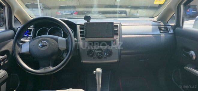 Nissan Tiida-3