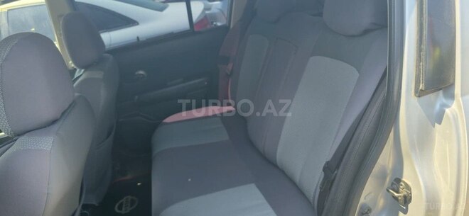 Nissan Tiida-7