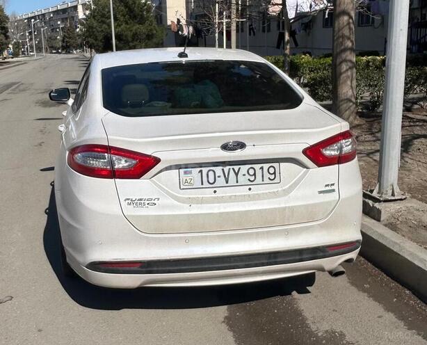 Ford Fusion (North America)-2