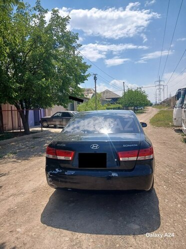 Hyundai Sonata-2