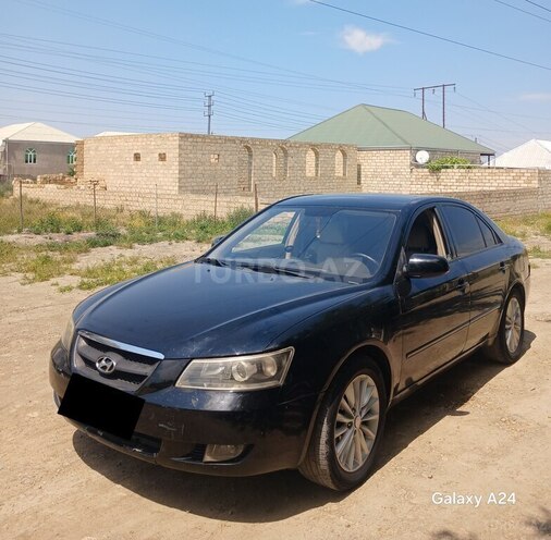 Hyundai Sonata-1