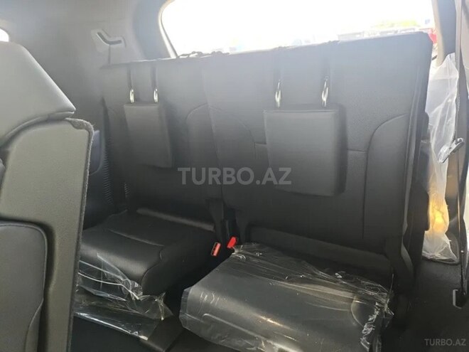 Lexus LX 600-9