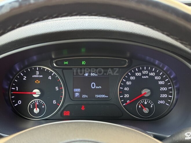 Kia Sorento-13