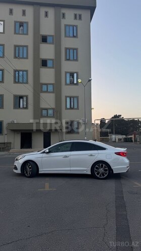 Hyundai Sonata-3
