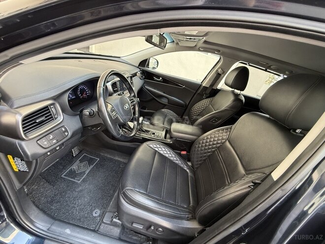 Kia Sorento-14