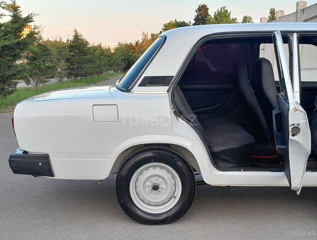LADA (VAZ) 2107-16