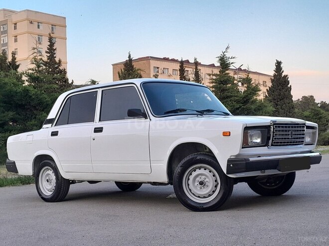 LADA (VAZ) 2107-8
