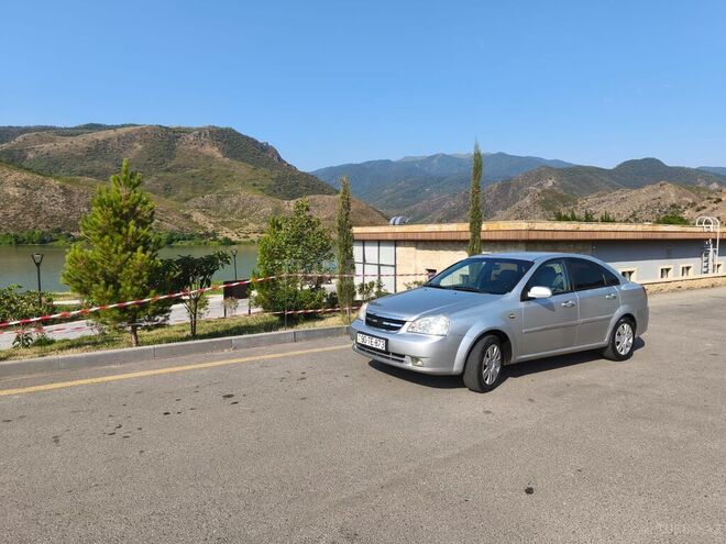 Chevrolet Lacetti-6