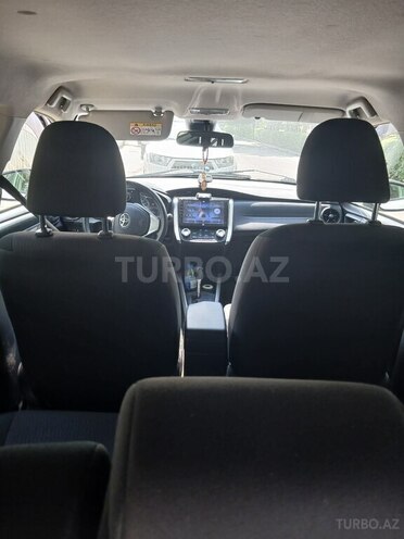 Toyota Corolla Fielder-7