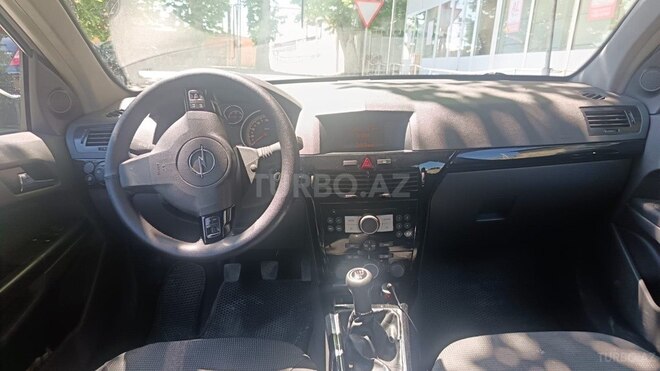 Opel Astra-3