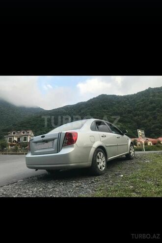Chevrolet Lacetti-7
