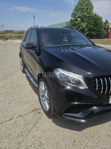 Mercedes GLE 350-3