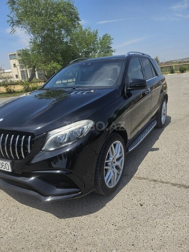 Mercedes GLE 350-2