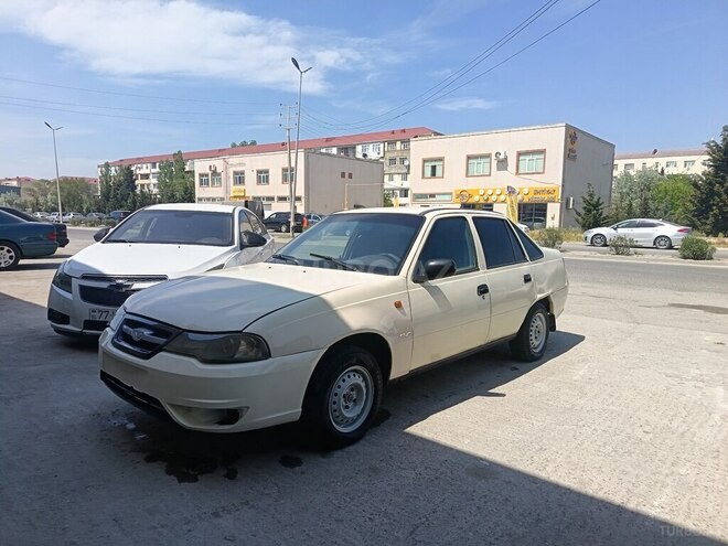 Daewoo Nexia-3