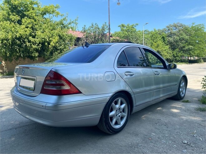 Mercedes C 240-4