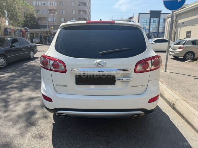 Hyundai Santa Fe-6